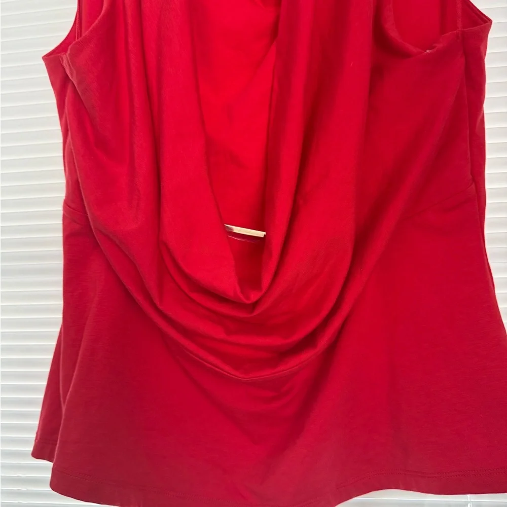 Abercrombie Sleeveless Hardware Back Top - Picture 2 of 4